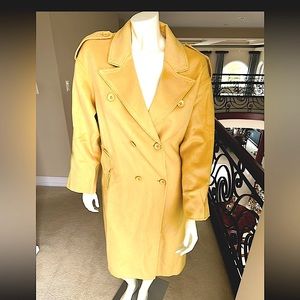 Brand-new unworn wool coat size large. By belle & bloom